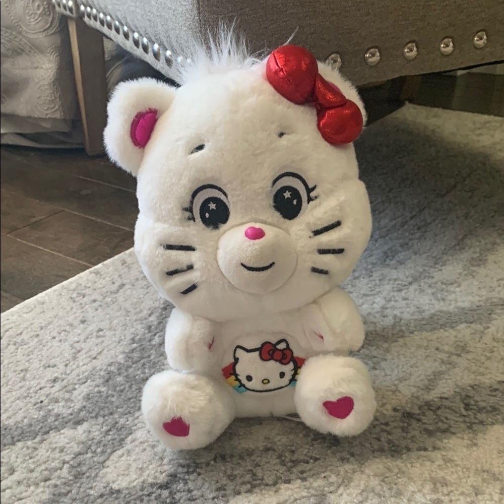 Hello kitty care bare